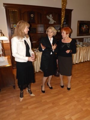 Spotkanie noworoczne dziennikarzy 05.02.2016, na zdjęciu: Anna Kolmer, Helena Kwiatkowska, Elżbieta Karasiewicz