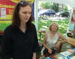 Danuta Sepuco i Helena Kwiatkowska reprezentowały Stowarzyszenie podczas XV Spotkań pod Platanami